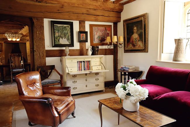 Living Spaces The Manor